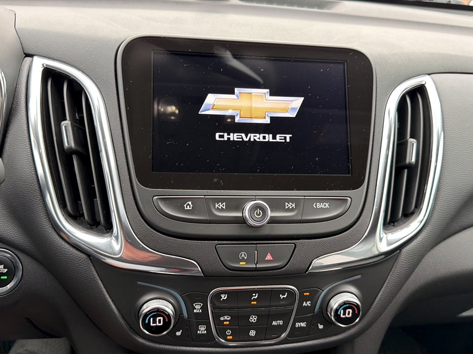 2024 Chevrolet Equinox FWD LT