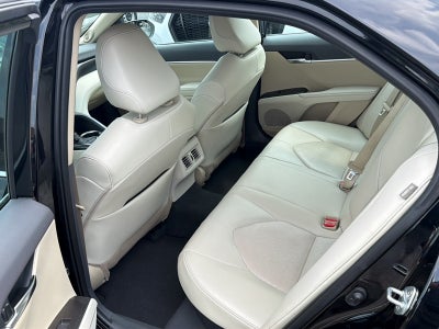 2022 Toyota Camry XLE Hybrid