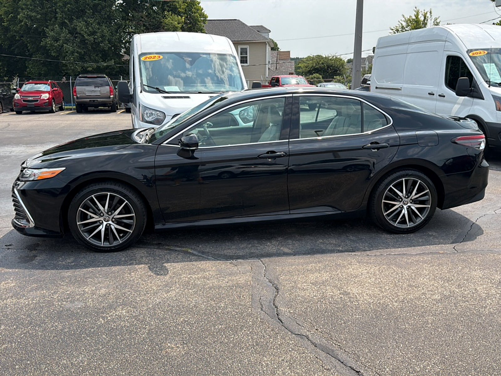 2022 Toyota Camry XLE Hybrid