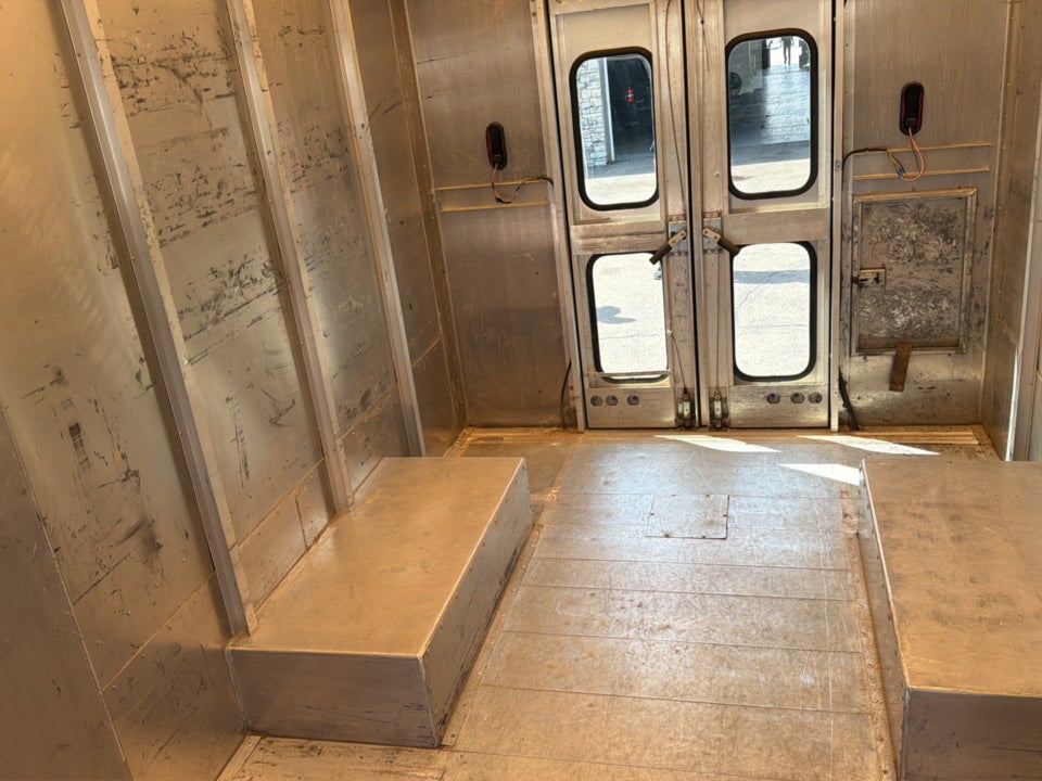 2005 Workhorse FT-2061 Base