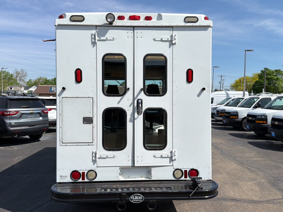 2005 Workhorse FT-2061 Base