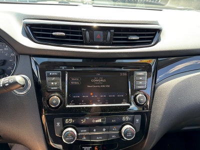 2022 Nissan Rogue Sport SV