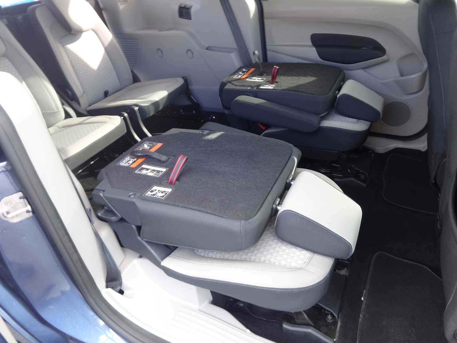 2022 Ford Transit Connect XLT