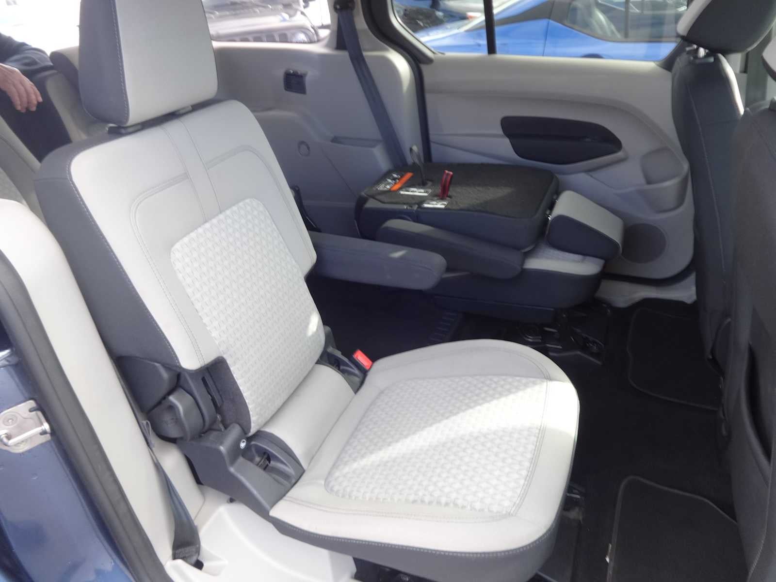 2022 Ford Transit Connect XLT