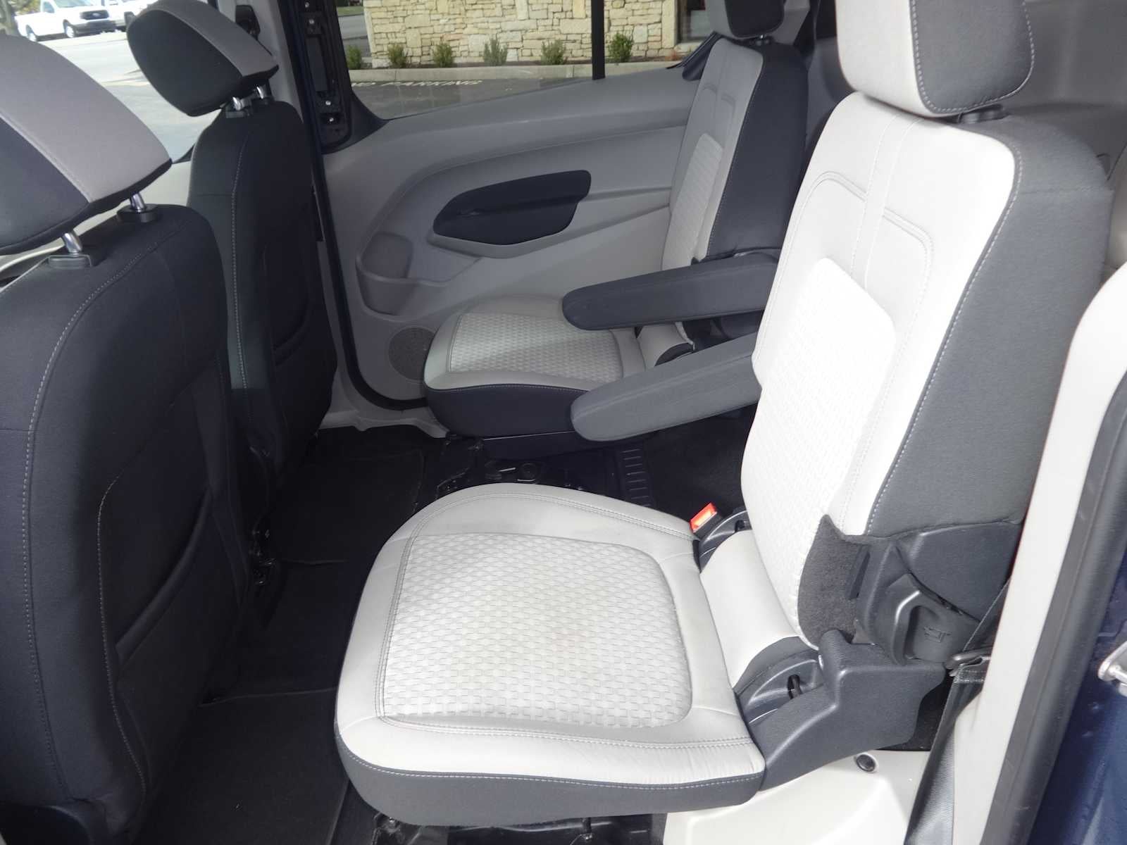 2022 Ford Transit Connect XLT