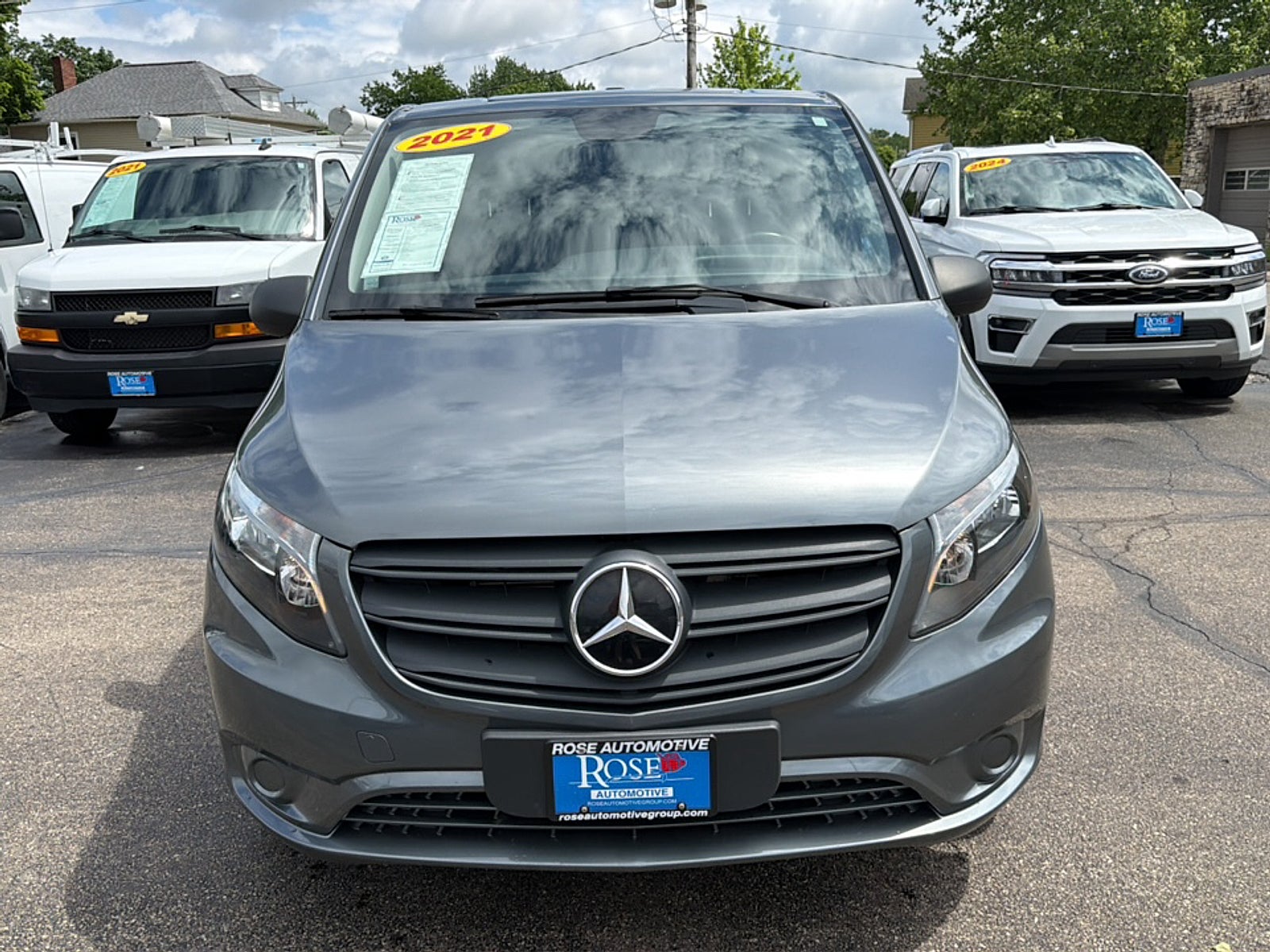 2021 Mercedes-Benz Metris Cargo Van Standard Roof 135" Wheelbase