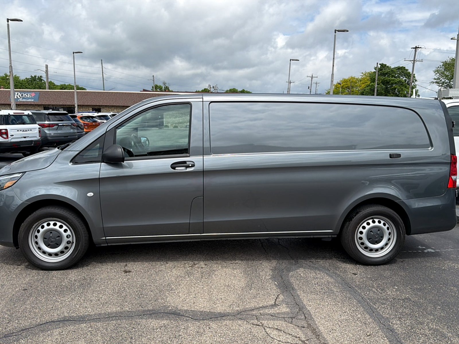 2021 Mercedes-Benz Metris Cargo Van Standard Roof 135" Wheelbase